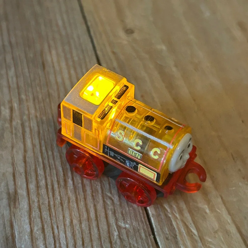 Thomas & Friends Minis 18 Train Engine Lot TMNT SpongeBob Light Up
